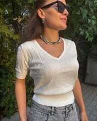 V Yaka Fit Kesim Triko Bluz