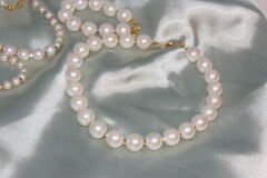 Tasarım Büyük İnci & Gold Detaylı Kolye ve Bileklik Seti | Sky Fashion